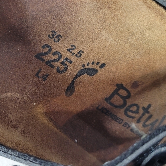 Betula by Birkenstock Patent-Finish Sandal -  Size 4.5 - Picture 10 of 13